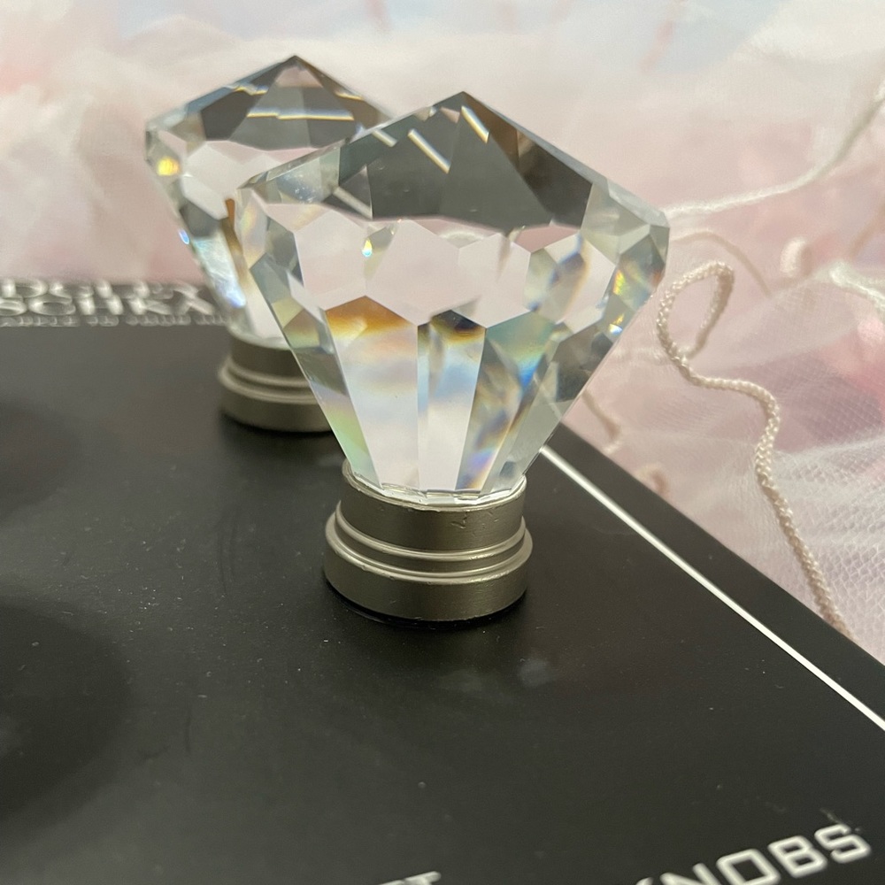 Decorative Diamond Cut crystal drawer pull knobs - Picture 5 of 6